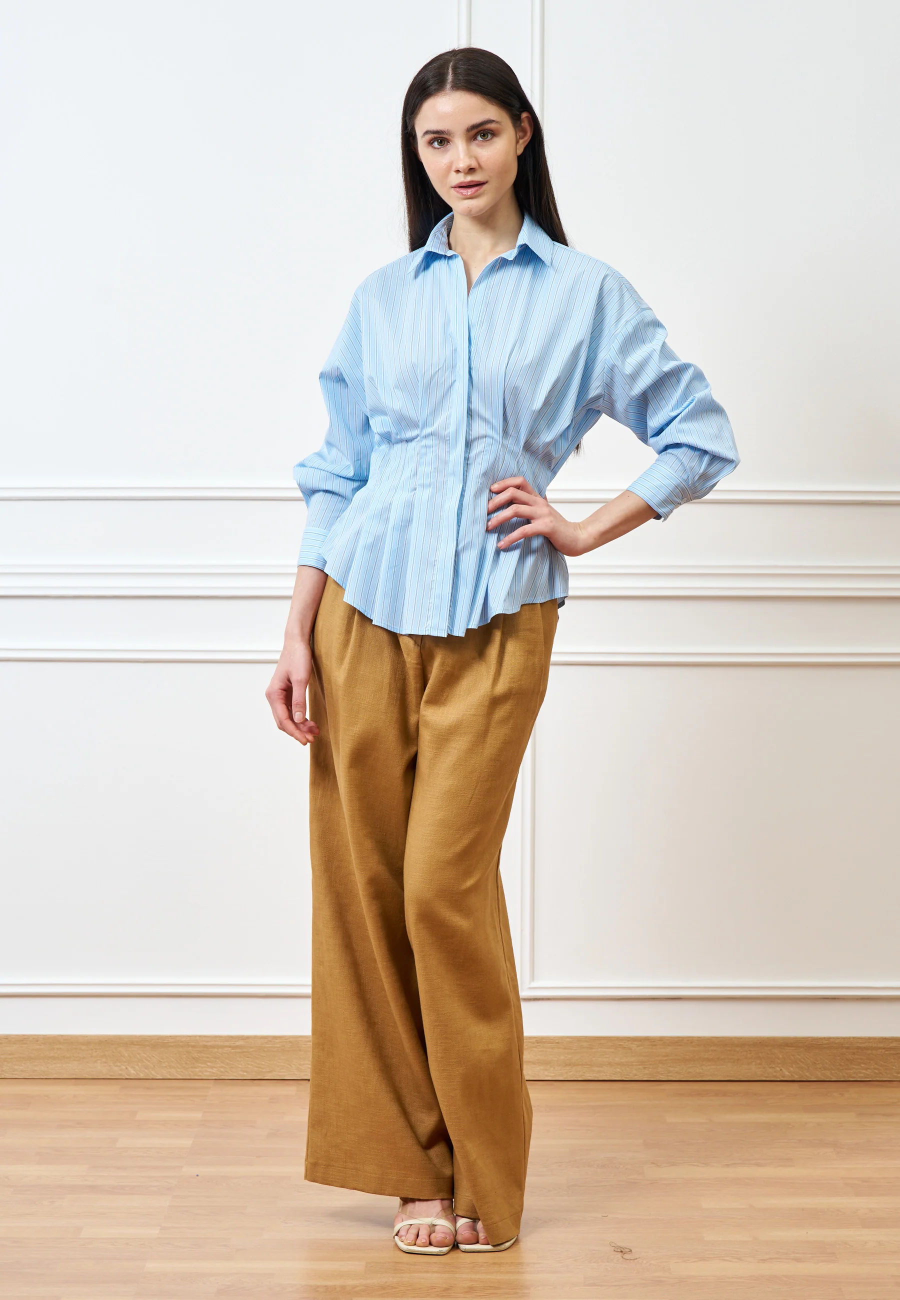 Camicia a righe con pince in vita - CELESTE - Image 4