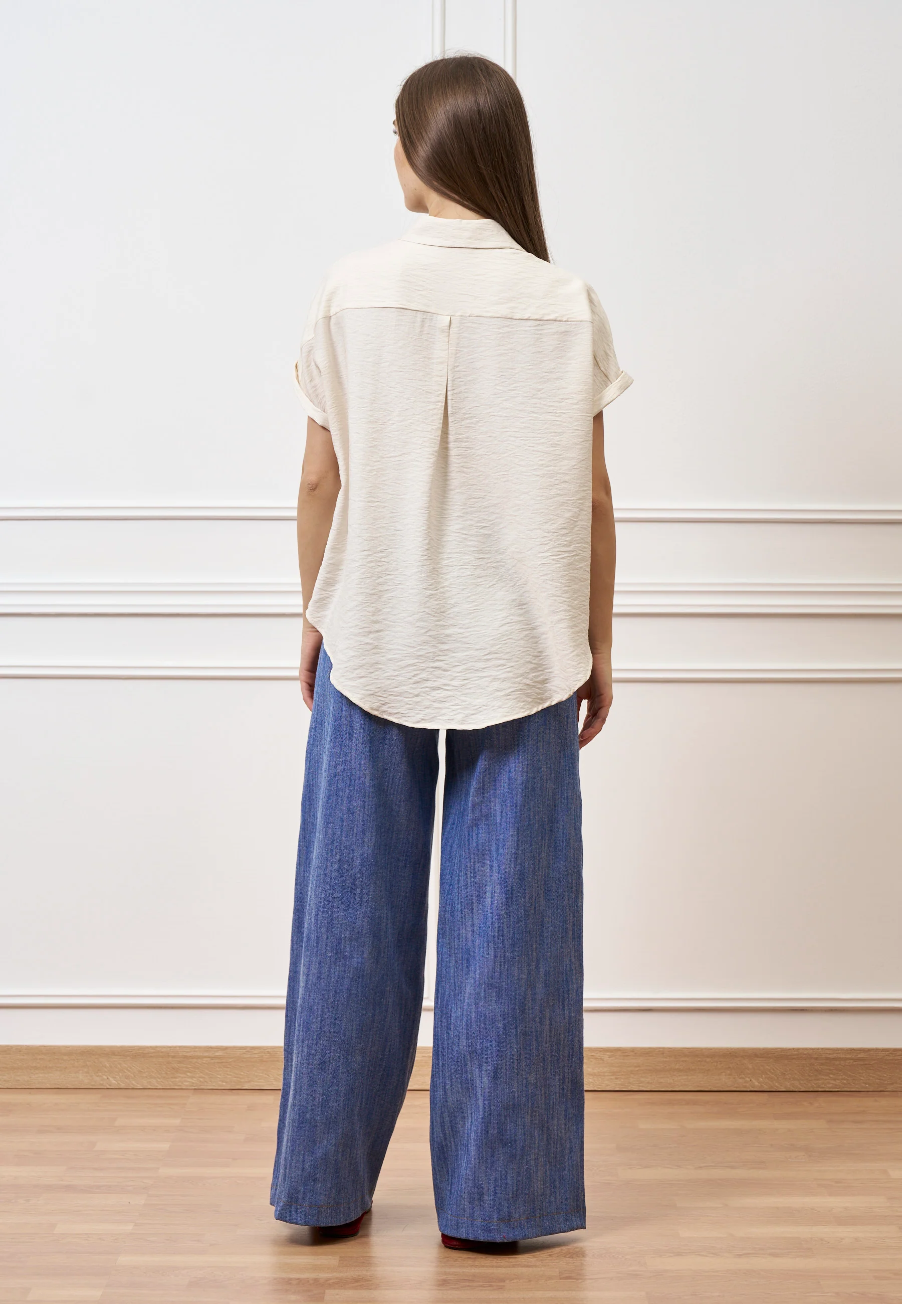 Camicia ampia in viscosa con maniche corte - BEIGE - Image 7