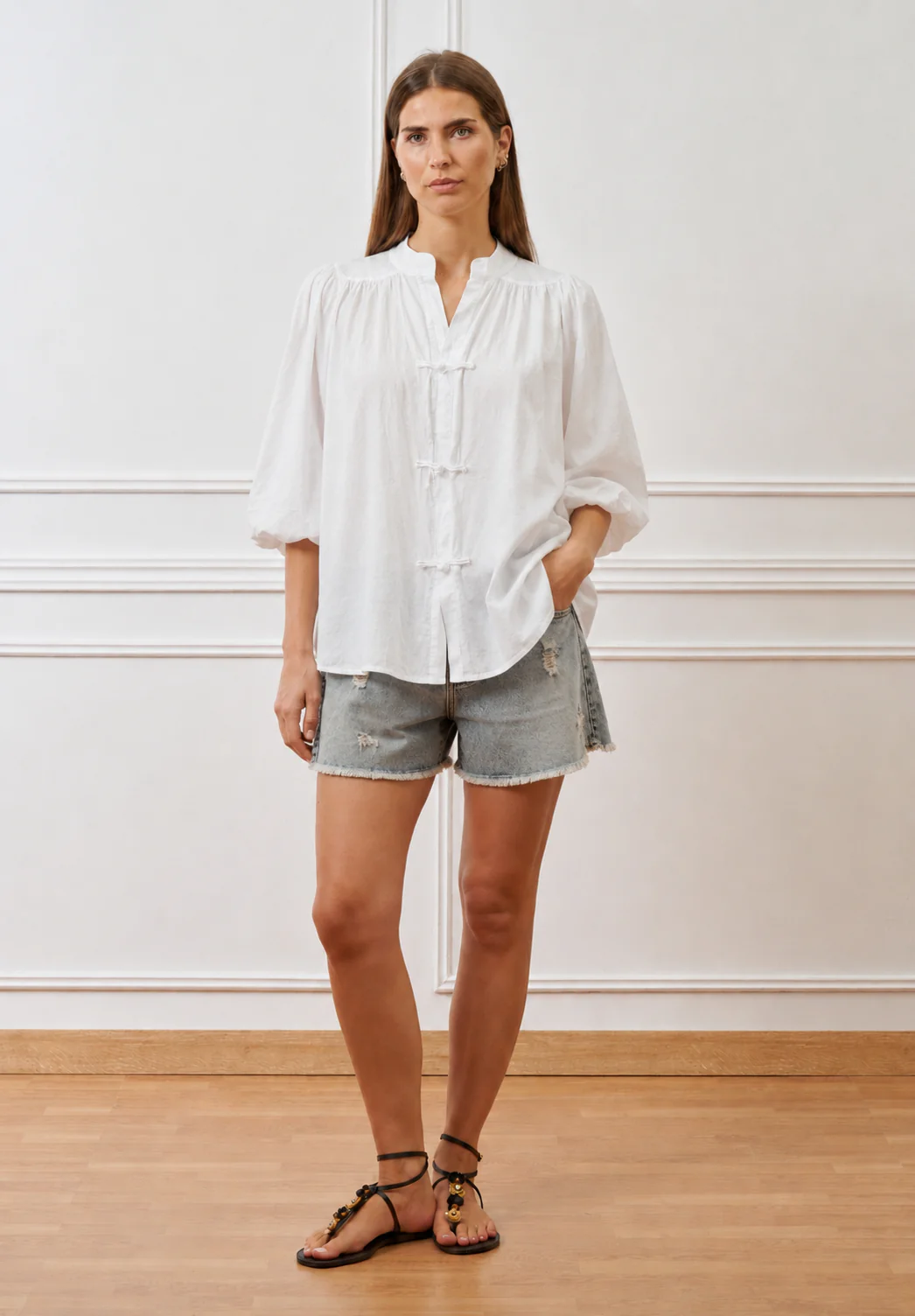 Camicia in mussola con alamari - BIANCO - Image 2