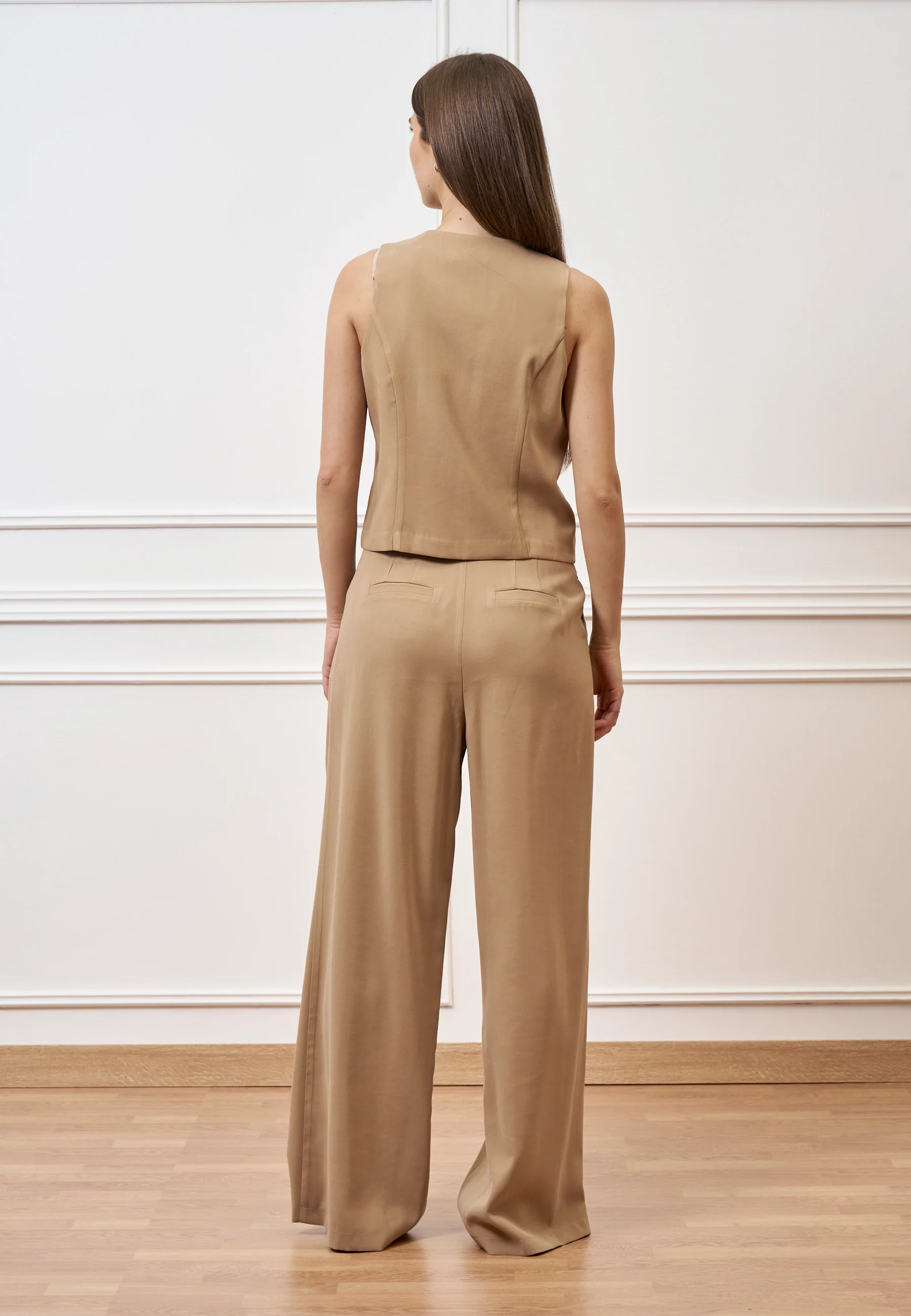 Pantalone ampio con pinces - CAMMELLO - Image 9