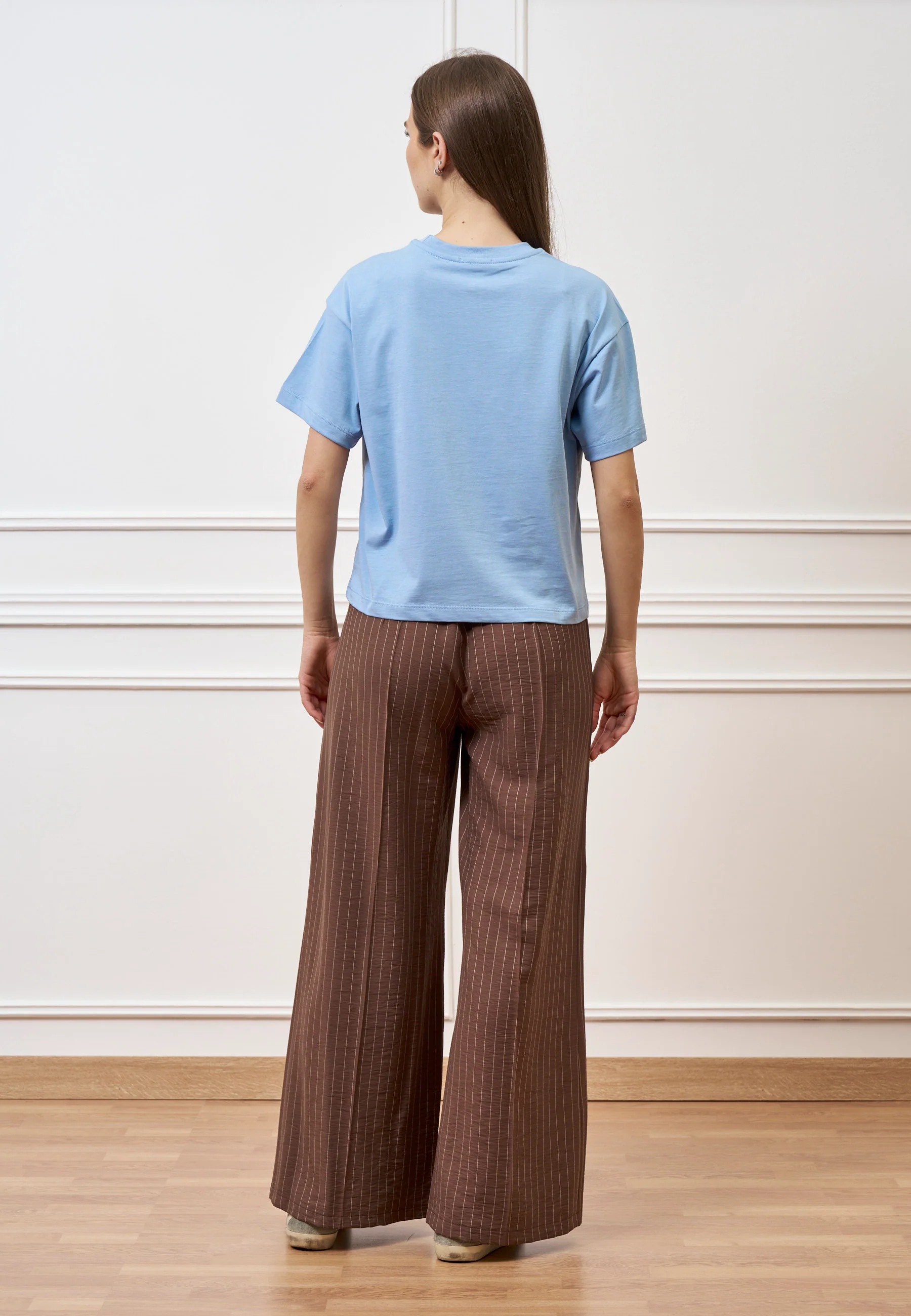Pantalone palazzo gessato con zip laterale - MARRONE - Image 18
