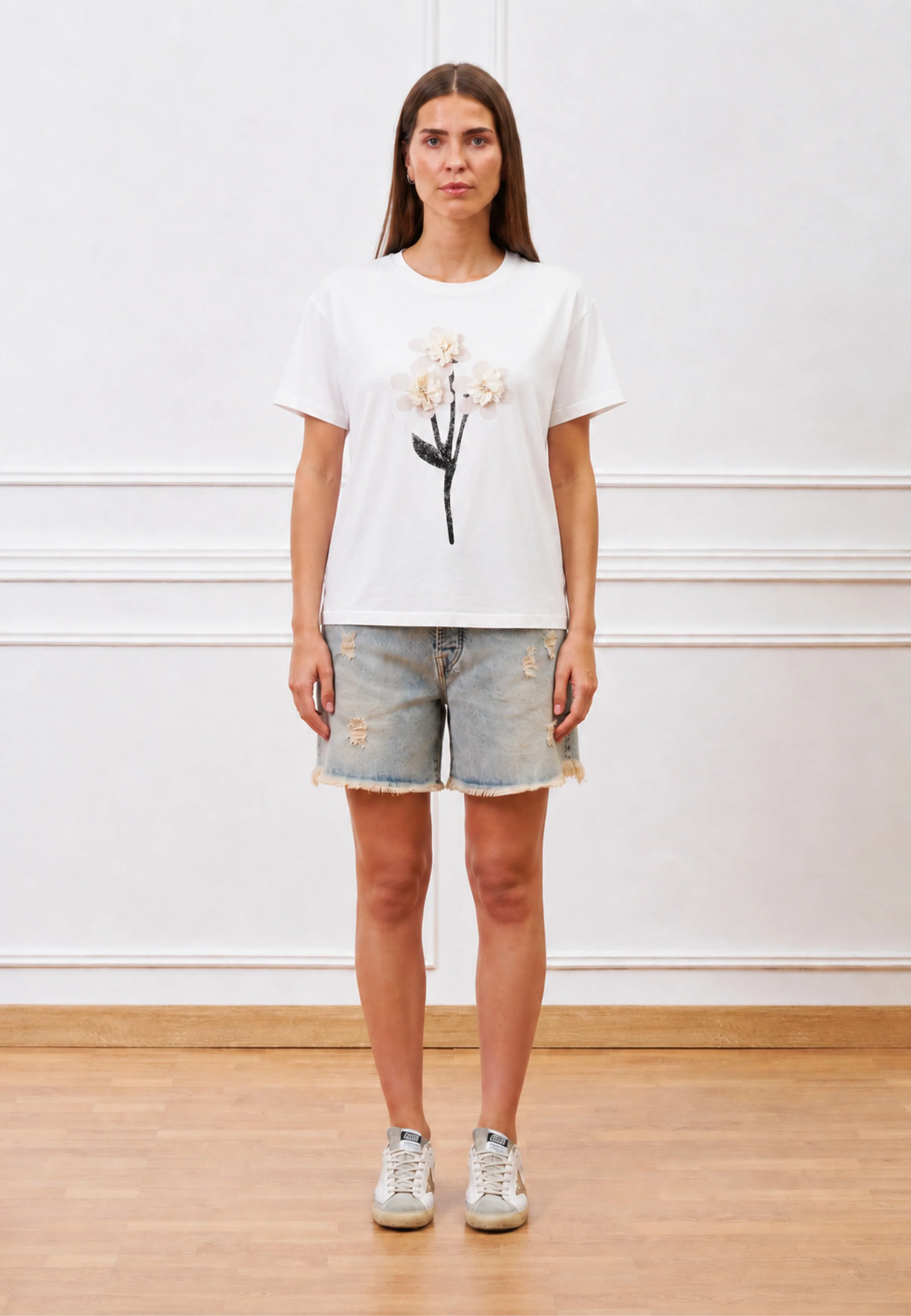 T-shirt fiori con applicazioni - AVORIO - Image 2
